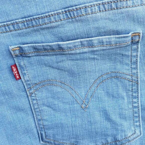 Levi's Mid Length Jean Shorts Size 32 - Picture 6 of 14